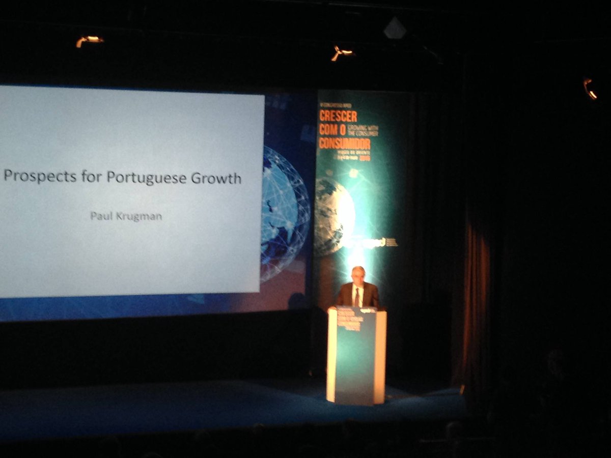 addict_pt's tweet photo. A ouvir Paul Krugman, Nobel da Economia, no VI Congresso APED - Crescer com o Consumidor #ADDICT  #APEDcongress https://t.co/fnPGIFQDCU