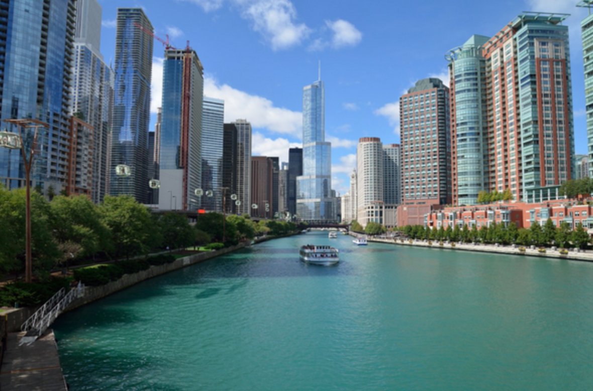 CrainsChicago's tweet photo. A new vision for Chicago tourism: lights, parks, aerial gondolas over the river https://t.co/TRM68ObGdU https://t.co/AN2ftWZgB4