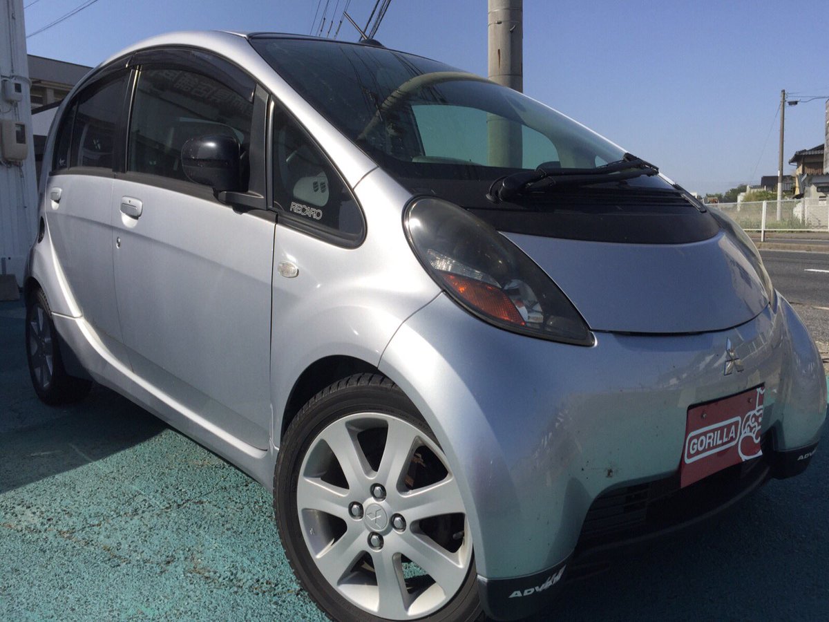 ゴリラ米子 本日の入庫車両 今話題の三菱 アイ 何故かhks カンサイ仕様です こういうのあるんですね オーナー様 勉強不足で申し訳ありません レカロに車高調 ロールバー等改造多数 気になる方は Gooで探してみて下さいね