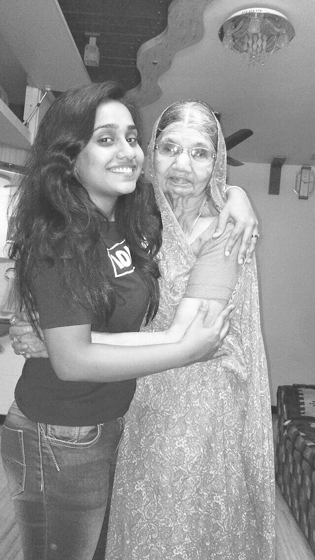 Preksha_J01's tweet photo. Grandparents are the root to your upbringing. Love you Dadi❤️ #neverwantyoutoleave #SayItWithHugs @NIVEA_INDIA https://t.co/7wnu0nZ2Qh