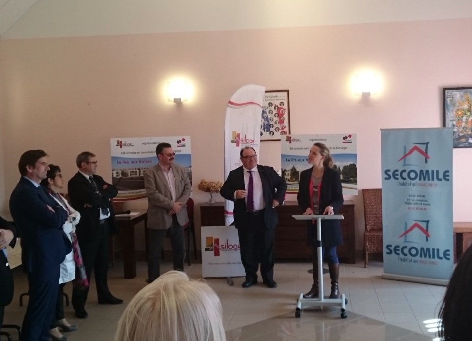 cathdelalande's tweet photo. #Siloge et #Secomile à nouveau ensemble pour un programme de 15 maisons à Angerville-la-Campagne https://t.co/rtZjtUuJv3