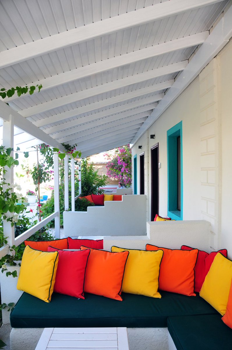 KefiBeach's tweet photo. Yağmurun ardından gelen güneş ile Kefi Suites de güzel bir gün, huzurlu bir tatil. https://t.co/02Fmkab09C https://t.co/6QM4f8OKLb