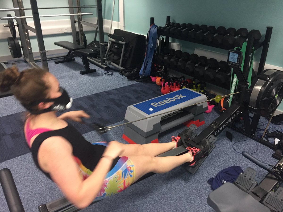 Early morning altitude training with the <a href="/TrainingMask/">Training Mask</a> at <a href="/PlymSchool/">Plym Studio School</a> with <a href="/elizabethstac/">Elizabeth Stacey</a> #thisgirlcan #rowing