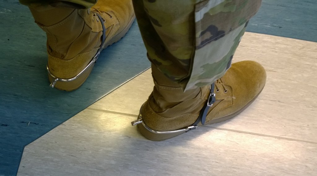 TeroTweet's tweet photo. #Arrow16 lehdistötilaisuus alkamassa. Ensimmäiset kannukset havaittu. #Cavalry #ratsuväki #turpo https://t.co/pecbSXbjNV