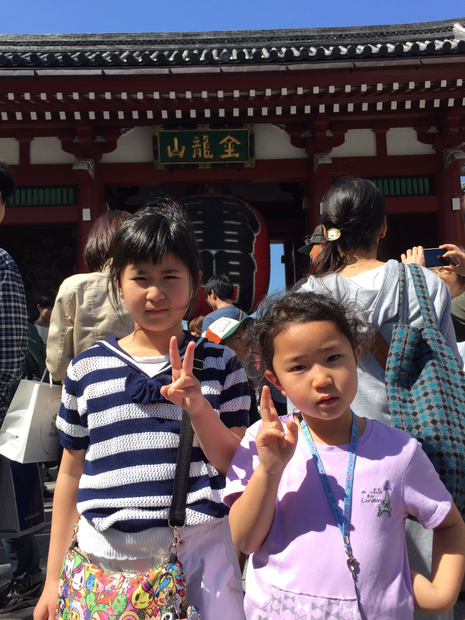 迷える未利用魚 浅草寺からスカイツリーへ 混んでる 久々家族で歩いたな T Co Bem64bk4ic Twitter