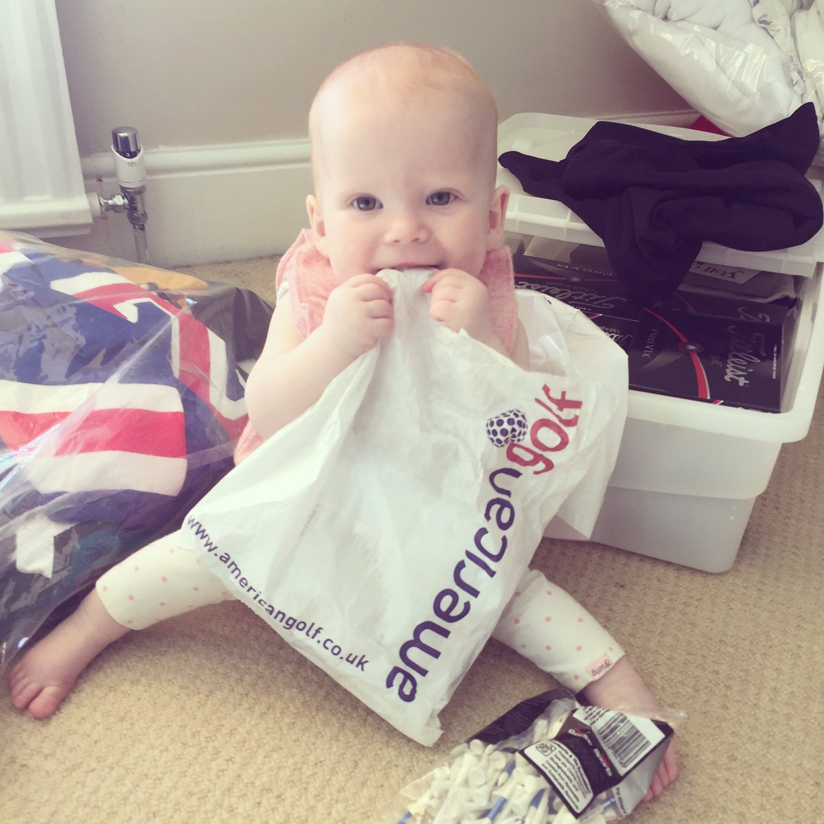 SarahAWelham's tweet photo. Someone wants to go to @AmericanGolf_UK with Daddy!! @davewelham #golf #golfbaby https://t.co/9ZOvusCd8G
