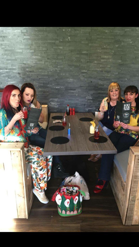 six_or_stix's tweet photo. What better way to get over hump day than cocktails #ladiesthatcocktail 💁🏻🙋 https://t.co/3T1XqHw29N
