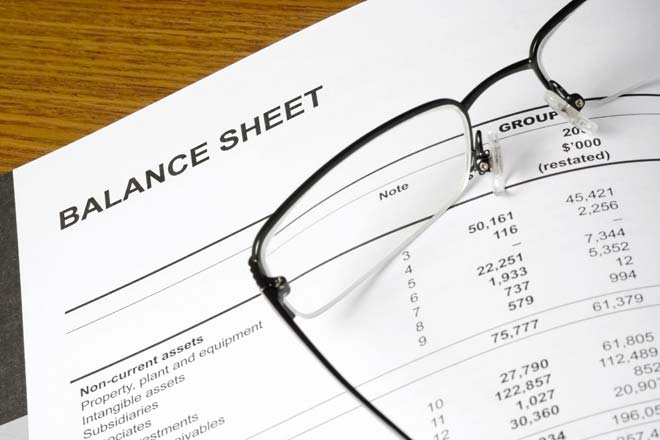 YourAAT's tweet photo. Learn how the effects of #IFRS 16 will be felt in some sectors more than others: https://t.co/w5w3m2uRgy #AATComment https://t.co/vn8UDd3Nhj