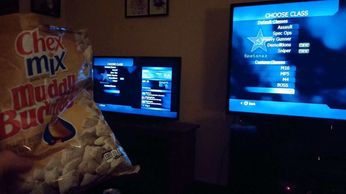 dkrefft's tweet photo. #COD4 and #MuddyBuddies with @UnknownWeird0 was an amazing night. He got a 1 bullet triple kill. #PartyLikeIts2007 https://t.co/eQNKWHUO3J