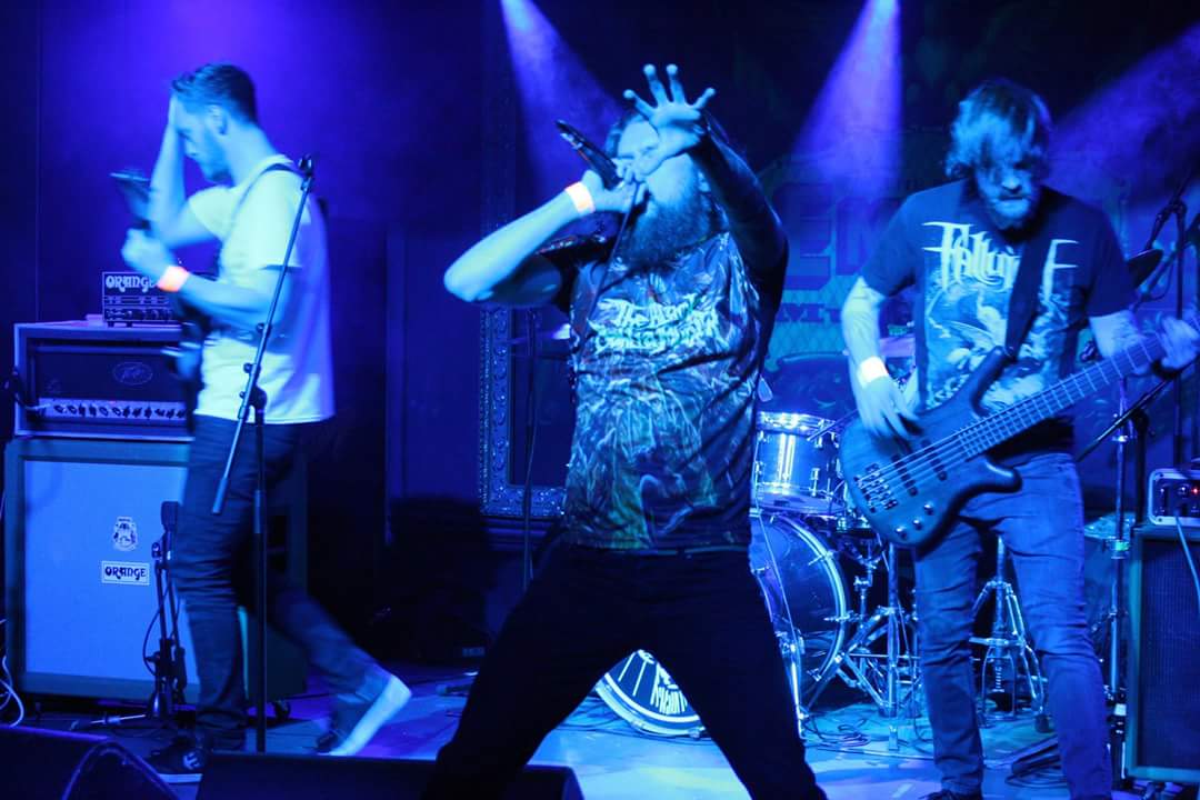 Action shot. Empire, Belfast 2/5/16 #HEFT