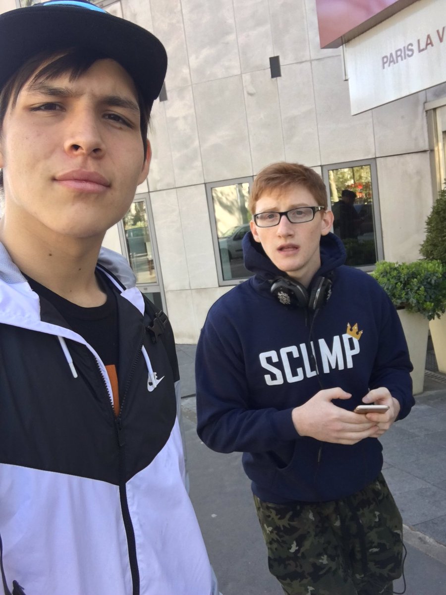 Pamaj's tweet photo. Buncha tired bozo's in France who need a shower @OpTic_Scumper https://t.co/L86CYoXPpS