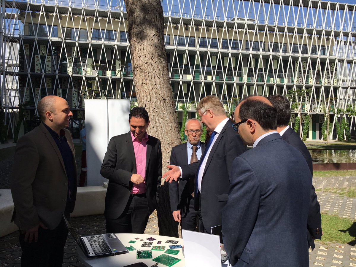 vicpep910's tweet photo. @PedroAntonio_RM @jacello @CEEIM_MURCIA @byprox muestra sus productos. https://t.co/nDOdhlnJqT
