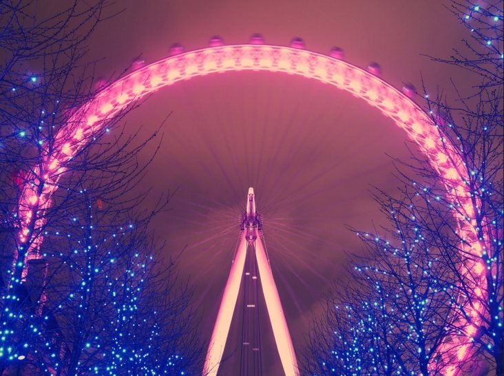 Londonist's tweet photo. These London landmarks will turn hot pink tonight https://t.co/4X4pZb1LYE https://t.co/Z6DEcBGGU9