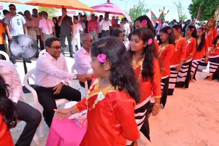 AhmedMahloof's tweet photo. Thuthu kudhinnaa salaam kollan thedhuvegen thimaameehaage hashigandu, magaamun emme thanfukehves madhehnuvaane ! https://t.co/V5SJByszT7