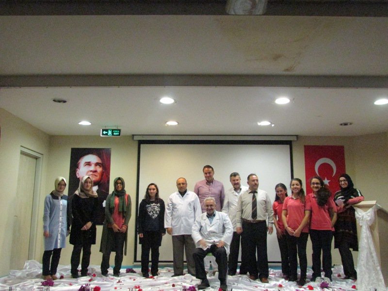torosyagmur7's tweet photo. Güzel Şiir Okuma Yarışması’nda öğrencilerimiz duygu dolu anlar yaşadılar. https://t.co/otMNhRN9zE