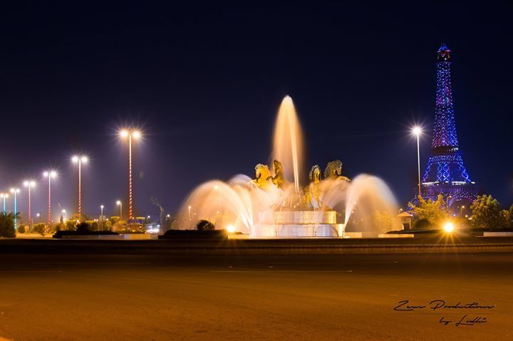 Int_Images_Hub's tweet photo. Bahria Town Lahore Pakistan -[OC] [4582x3055] https://t.co/UeQzP0KTtO