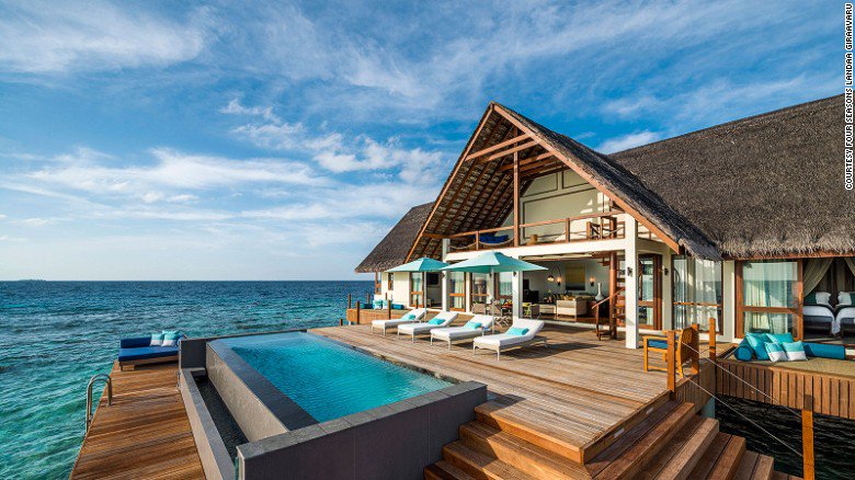 Pro4Travel's tweet photo. #Landaa #Giraavaru's Water Villas have floor-to-ceiling windows #Pro4 #Travel #Arrangements
https://t.co/2LYPEZw72G https://t.co/l3sYUJ834X