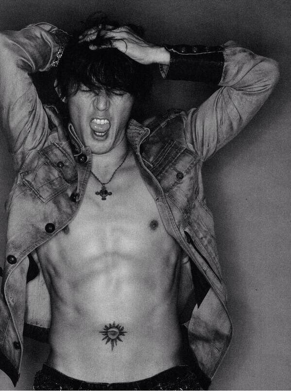 しおん 浩志シリーズ シャウ稲 浩志の日 稲葉浩志 504の日 5月04日浩志の日 浩志の日ということで Bz