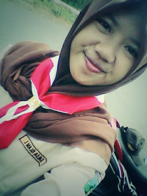 SalsaNdut04's tweet photo. Biarkan aku menyayangimu dalam diamku ^^ https://t.co/4gVxWR8KCy