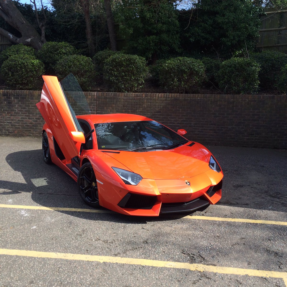 Pro_techniq's tweet photo. #Protechniq #kent its time to get your car looking it best for #summer with a full#detail. https://t.co/G93TYe00au https://t.co/fTyzR4e2AI