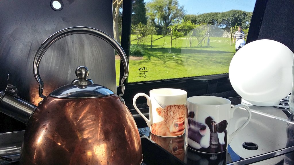 SamsFudge's tweet photo. Enjoying a cuppa in the sunshine @tomsfield and loving our new @lucytidburyart moo mugs! #Dorset #Purbeck https://t.co/O8d6ZewYPm