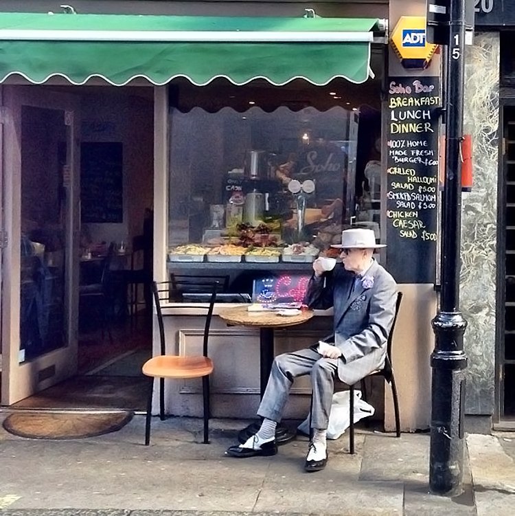 We have 2 FREE places for this Saturday's Soho Street Photography. RT for a chance to win! bit.ly/1oTjMNM