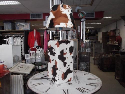 Kringloop2Life's tweet image. letswebshop.nl/module/aanmeld… Aanbod Kringloop SecondLife via LetsRecycle: Lamp €15,00 letswebshop.nl/module/adverte…