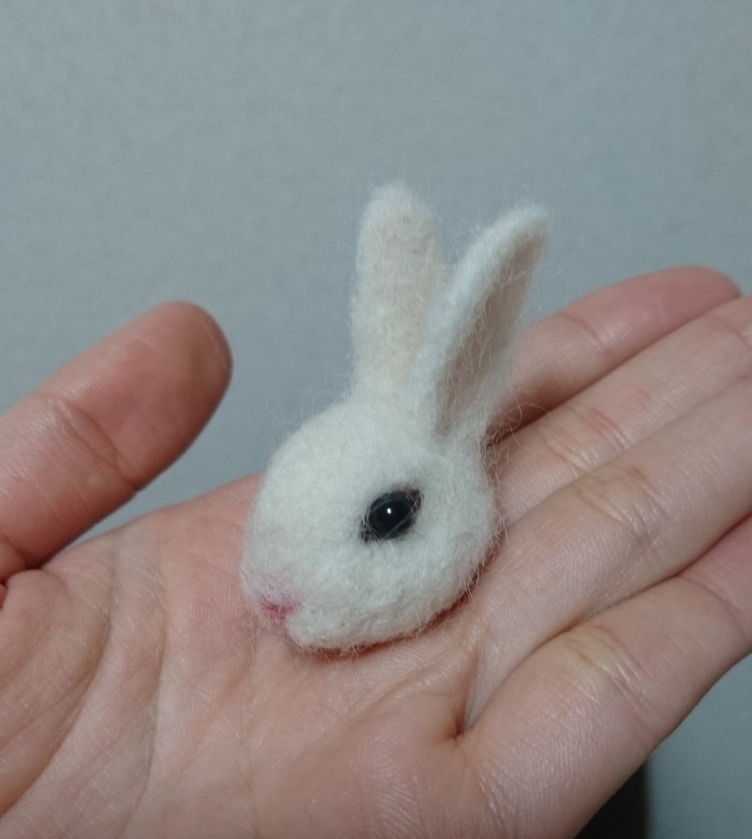 クールダウンがてらうさちゃん作るぞー！
がこうなった。羊毛滅茶苦茶余った。