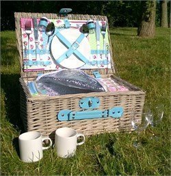 BabySwaporShop's tweet photo. #WIN a Patchwork Full Wicker 2 Person Picnic Hamper! To enter #competition follow @BabySwaporShop &amp; @east2eden &amp; RT https://t.co/fi12xwesz6
