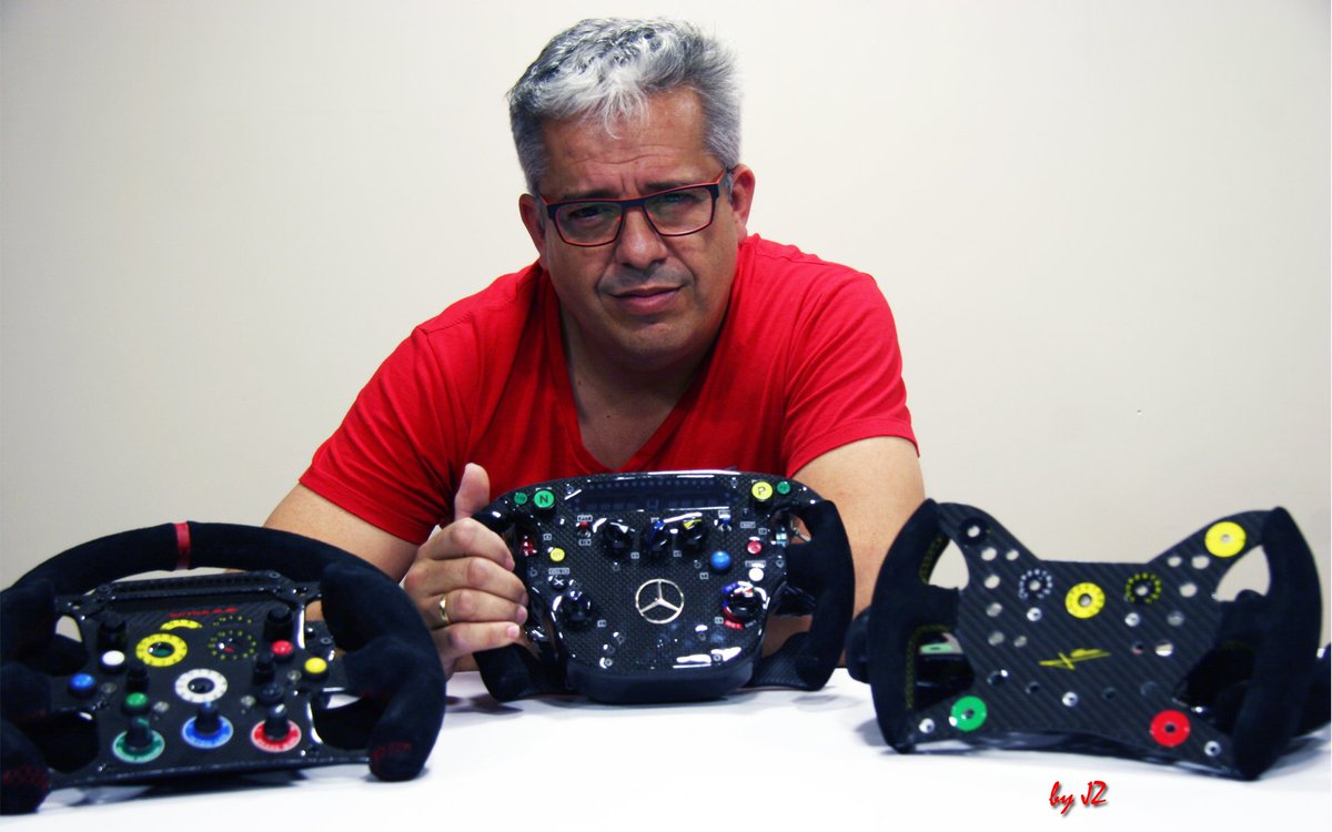 ThePulpoLopez's tweet photo. pues #Simulaje abre las puertas de nuevo gente! https://t.co/ZoVHCgwUo3 #SimRacing #hardware https://t.co/igBBm9Bz7B