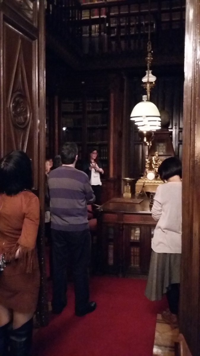 MuseoCerralbo's tweet photo. ¡En mayo vuelve #MC_LosSecretosde con la Biblioteca histórica! Las citas son los jueves 5 y 19, 12.30 h #reservad https://t.co/WMRyaZ2tX2
