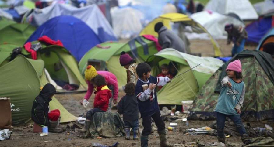 A3Noticias's tweet photo. La CE podría permitir a los países pagar una cantidad para no acoger refugiados https://t.co/0jgXBzAFu4 https://t.co/mbSclbrrVI