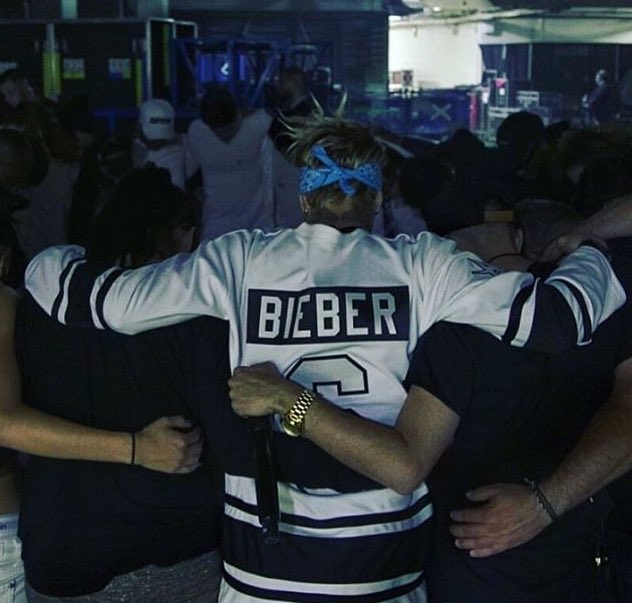 MrsBiebervine's tweet photo. @justinbieber cutie https://t.co/TEzc7VLoGe