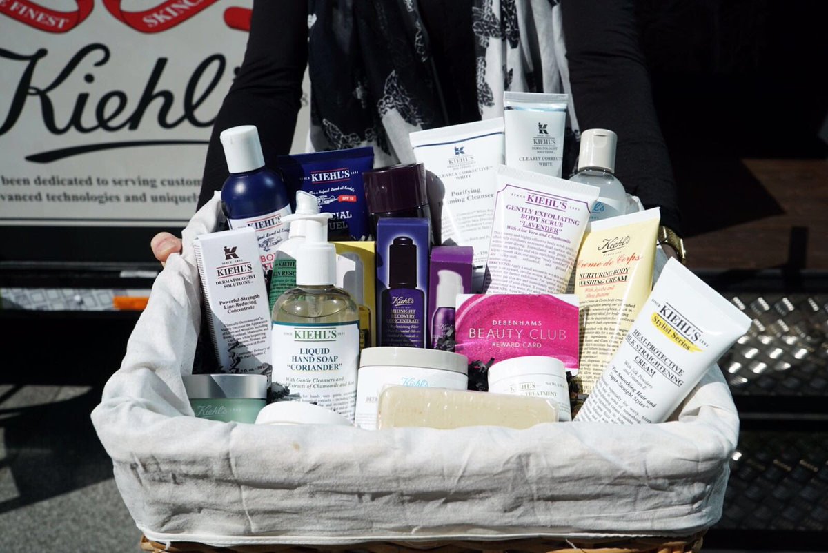 Simply retweet to #win this hamper from our #BeautyClubHaul of the @kiehlsuk #kiehlsonwheels truck! Good luck!