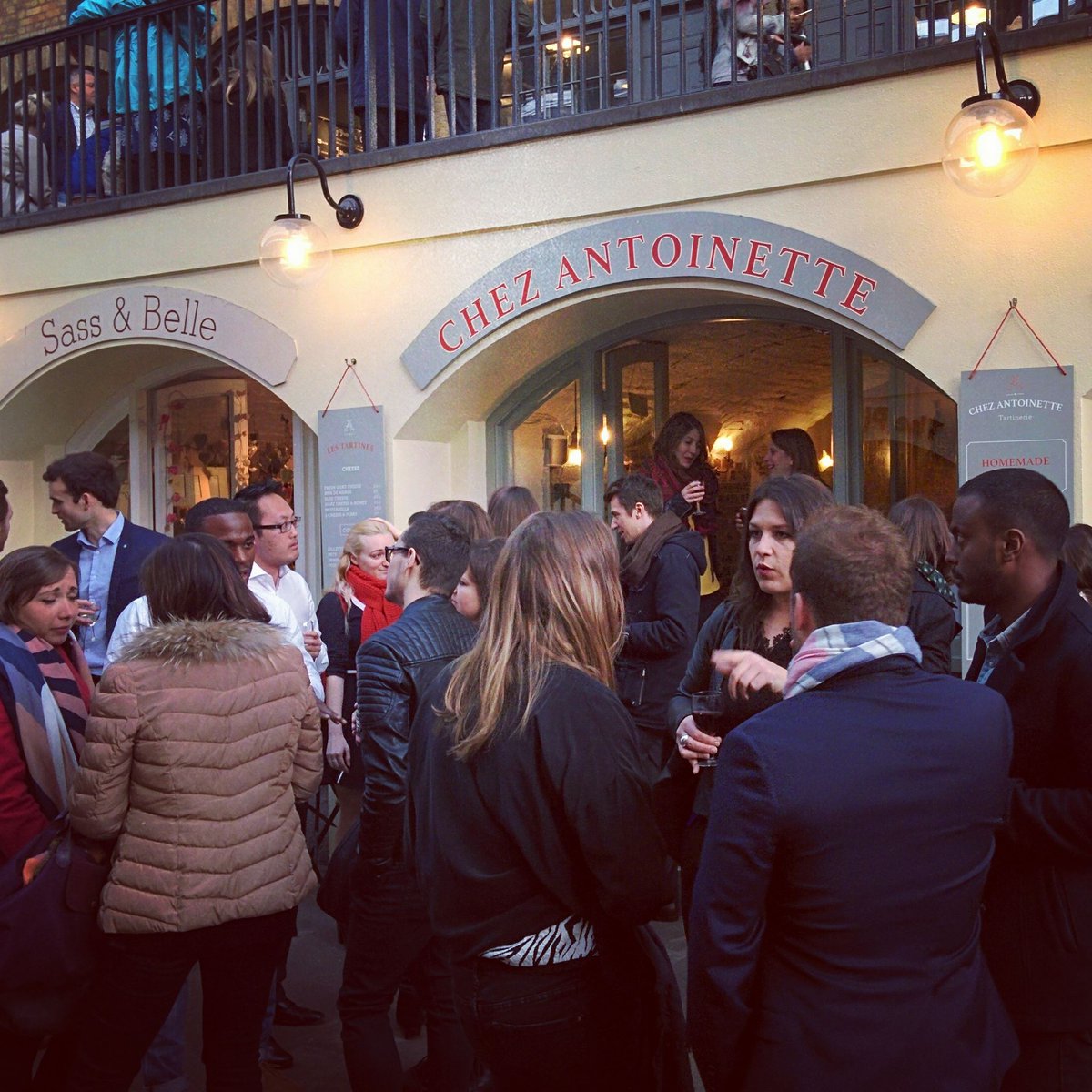 "Great time" hier pour notre members-drinks !
Merci <a href="/ChezAntoinette/">Chez Antoinette</a>