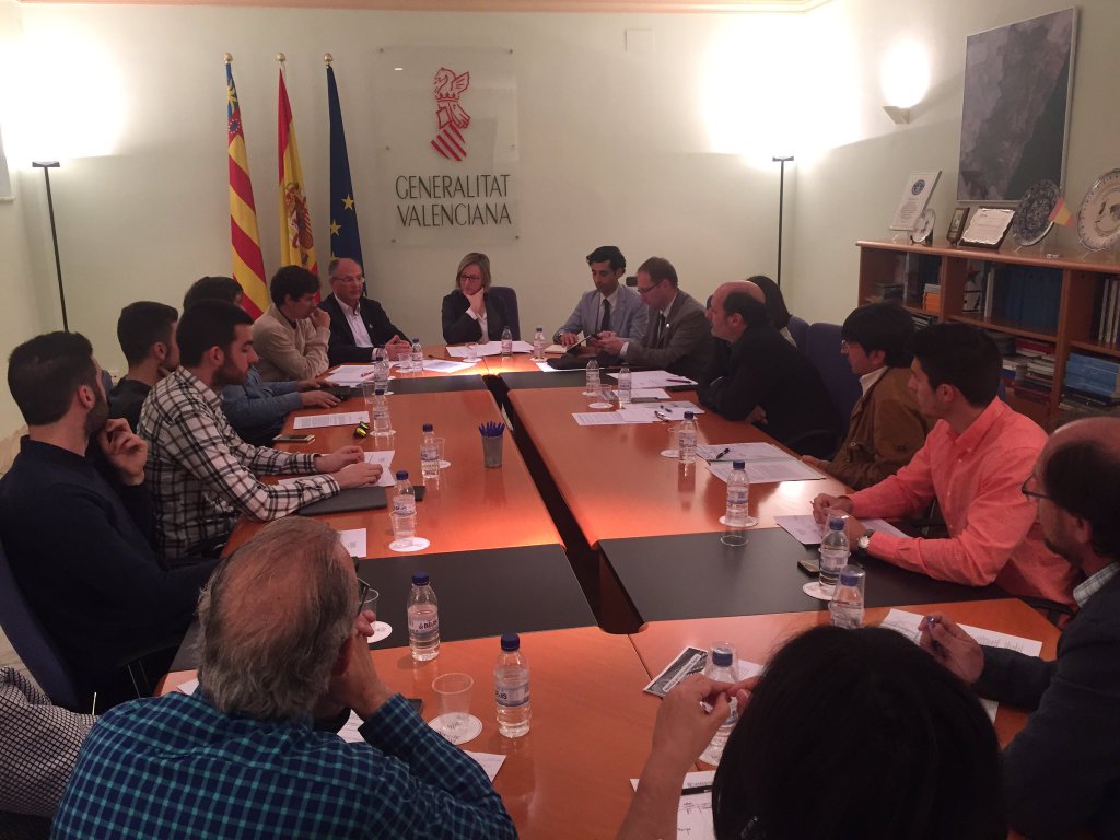 SAO_UJI's tweet photo. Malgrat que encara no hem pres possessió ja hem començat a treballar per a millorar l'UJI! @UJI_noticies #aSAÓnat https://t.co/Y7ahdQgwAt