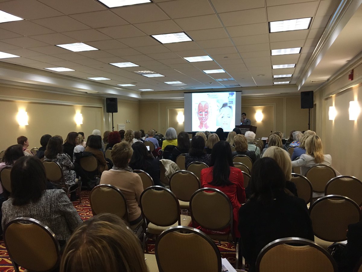 DrJMieres's tweet photo. .@drneiltanna great session on #antiaging & the importance of prevention for total #womenshealth #KIWHconf https://t.co/gmgg0RMsko
