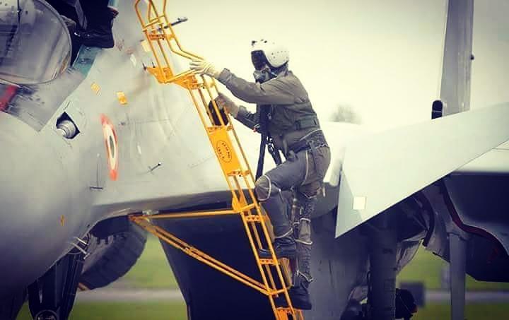 Another day of #office..😎😎😍
#IndianAirForce🇮🇳✈✌