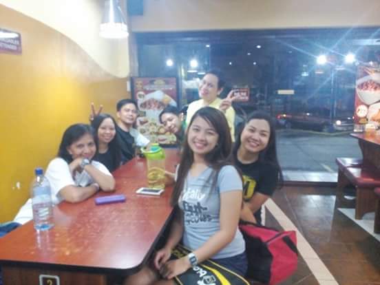 _KrispyKring's tweet image. Grabe namiss ko agad maglaro. Haha. Iba talaga feeling pag nakapalo. 😀 #BadmintonIsLife #WednesdayGroup #TaraBabies
