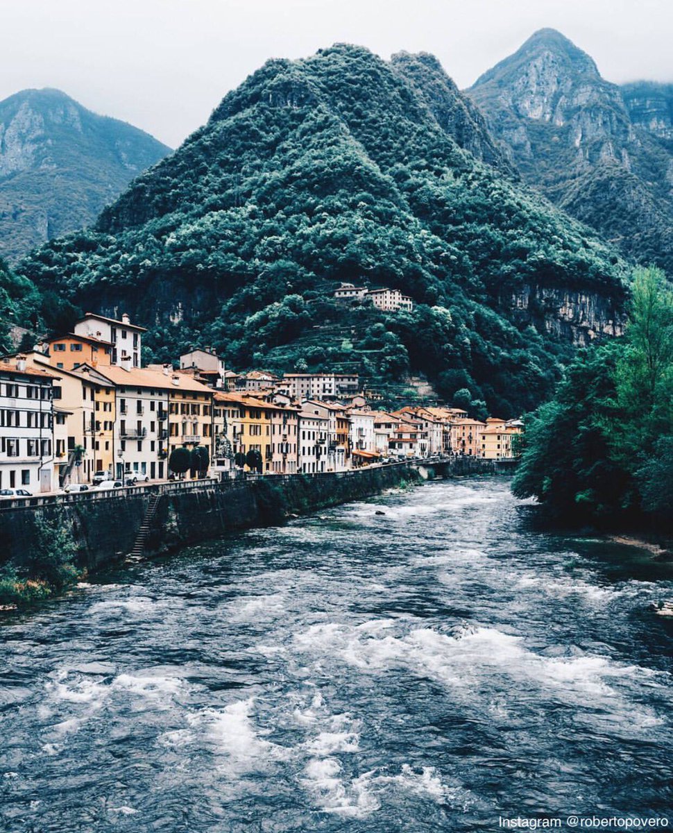 Un paesaggio aspro e selvaggio, dove la natura è la protagonista.
Location: #Valstagna, #Brenta river, #Vicenza