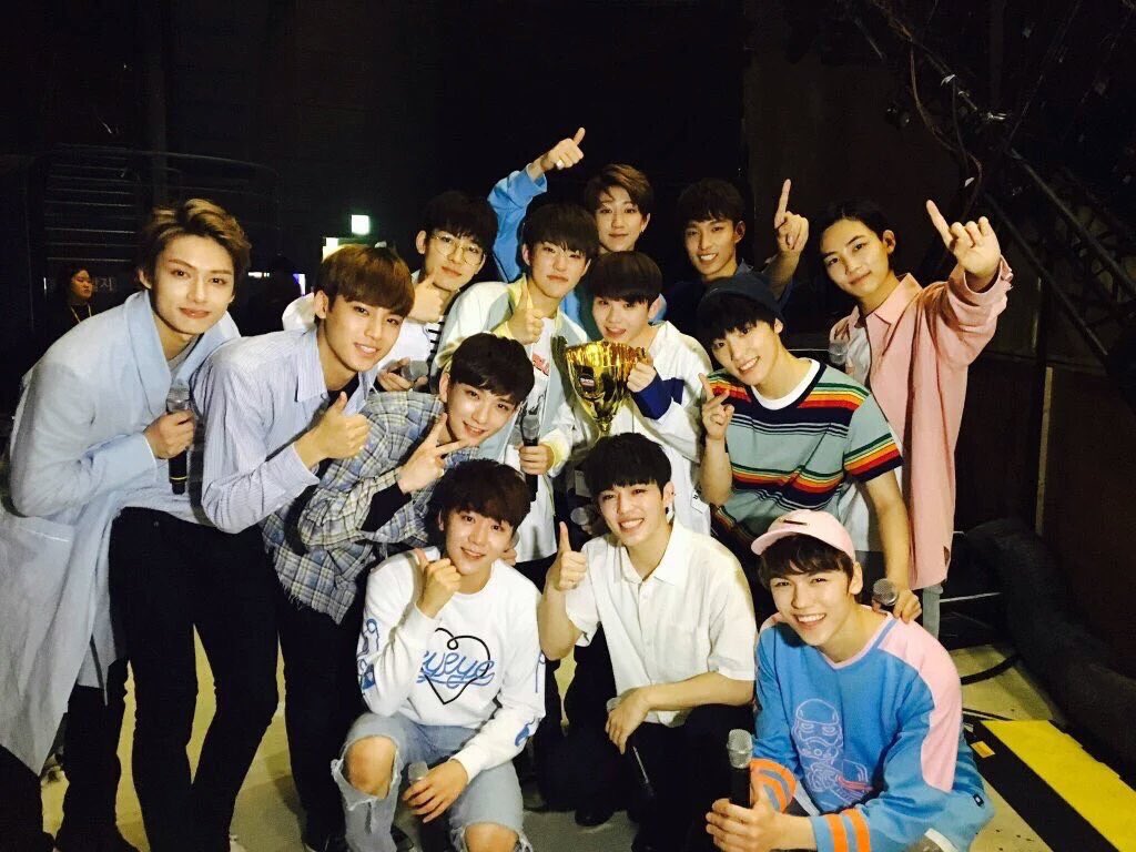 ppppiiiink's tweet photo. せぶちおめでとう💕ほんまこっちまで感動した😭😭
#Seventeen1stWin https://t.co/Q8qwUWw2gJ