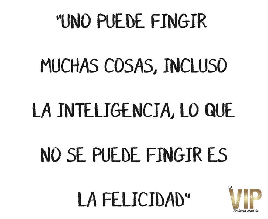 Revista_LaVIP's tweet photo. #RevistaLaVIP #AmamosLoQueHacemos 
#ExclusivaComoTu https://t.co/nKoczqXwae