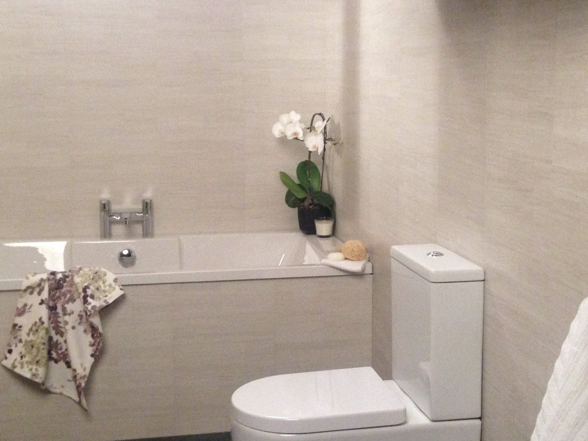 MarbrexPanels's tweet photo. A soft stone effect is achieved with Marbrex NEW White Dune wall panels... https://t.co/UqWEfgUAIe