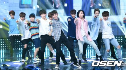 SVTGlobal's tweet image. [PRESS PICT] SEVENTEEN Pretty U 1st Win @ Show Champion 
#Seventeen1stWin #PrettyU1stwin #세븐틴 @pledis_17 
(©on pict)