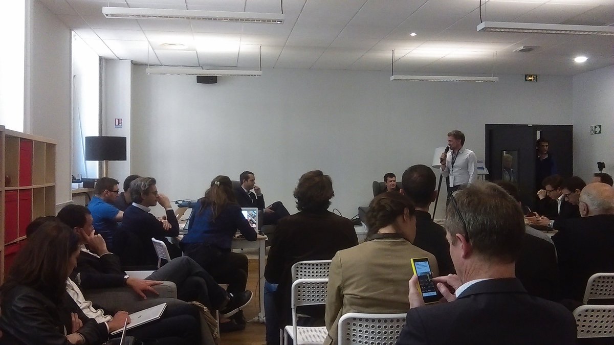 verseocs_fr's tweet photo. Du monde à #FDtour @Coworkingre @DigitalGrenoble ITW des PDG de @Spartoo et de @hexopluslive https://t.co/Z7jVeCt1Zi