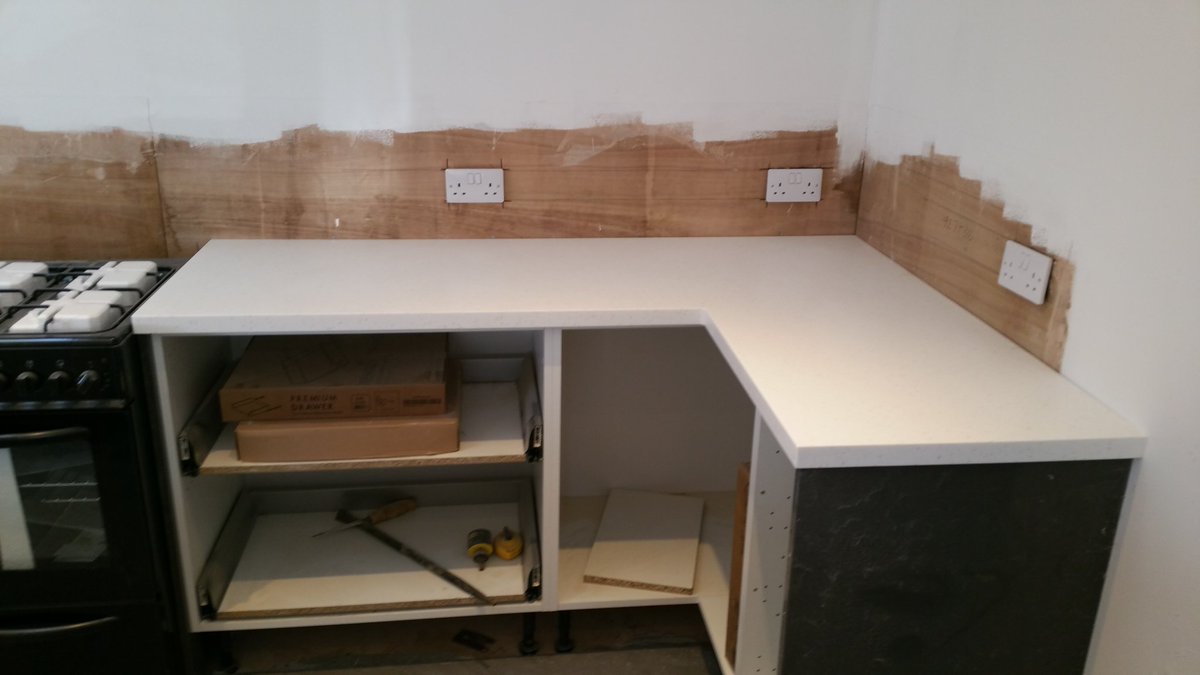 SheffieldSolid's tweet photo. Stunning Tristone worksurfaces...👌 installed today in Lincolnshire #madeinsheffield #sheffieldissuper https://t.co/yP63ncei1v