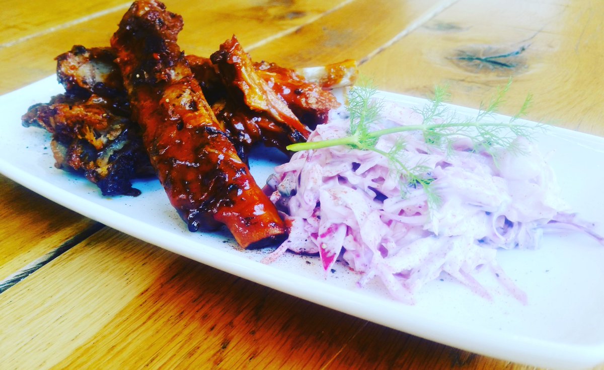 JoJo_2202's tweet photo. Check out these #Ribs @TheDukeW11 #portobelloroad #ChefSmiley #foodporn #yum https://t.co/IFSDfEFZjo