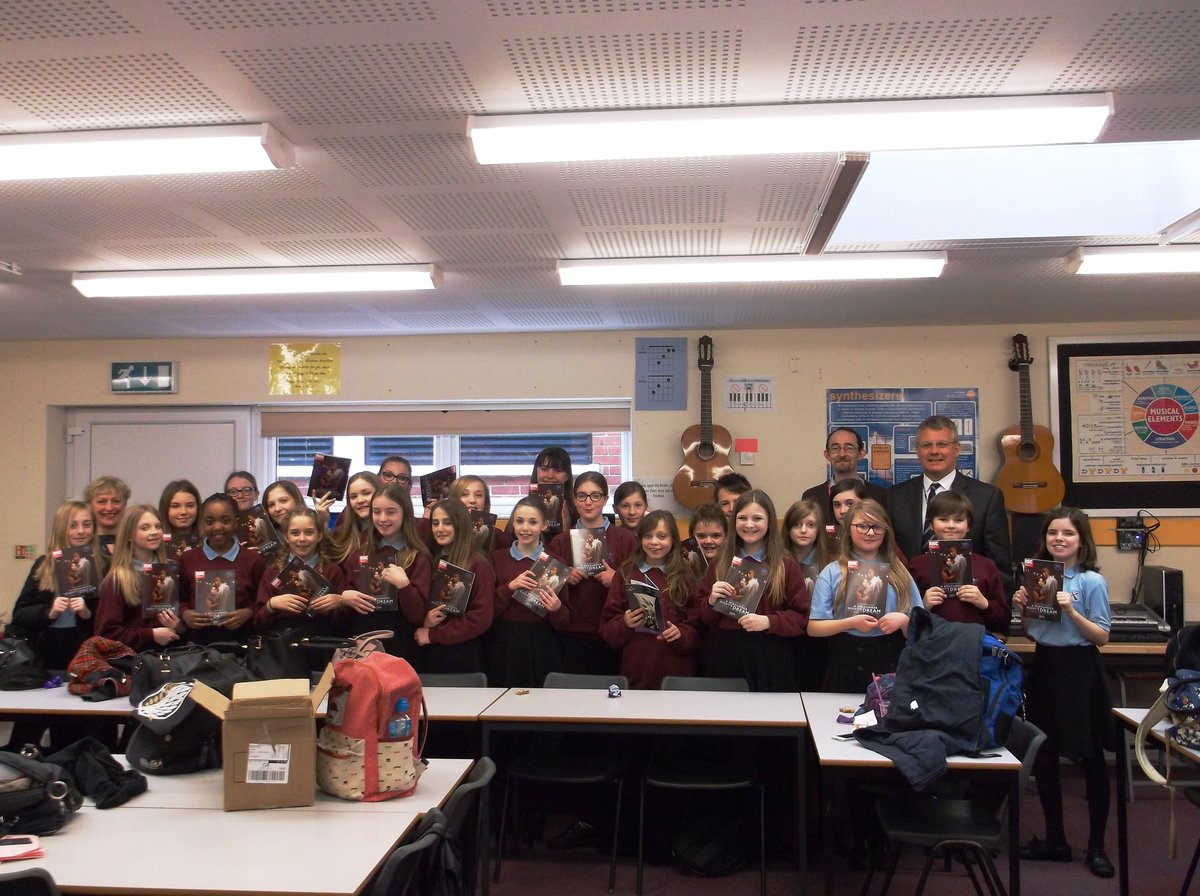 sprowstonhigh's tweet photo. Brilliant listening to the experiences of our fabulous Year7 RSC actors today, with Mr Raper and Ms Lawrence.Mr John https://t.co/TyptUNa54v