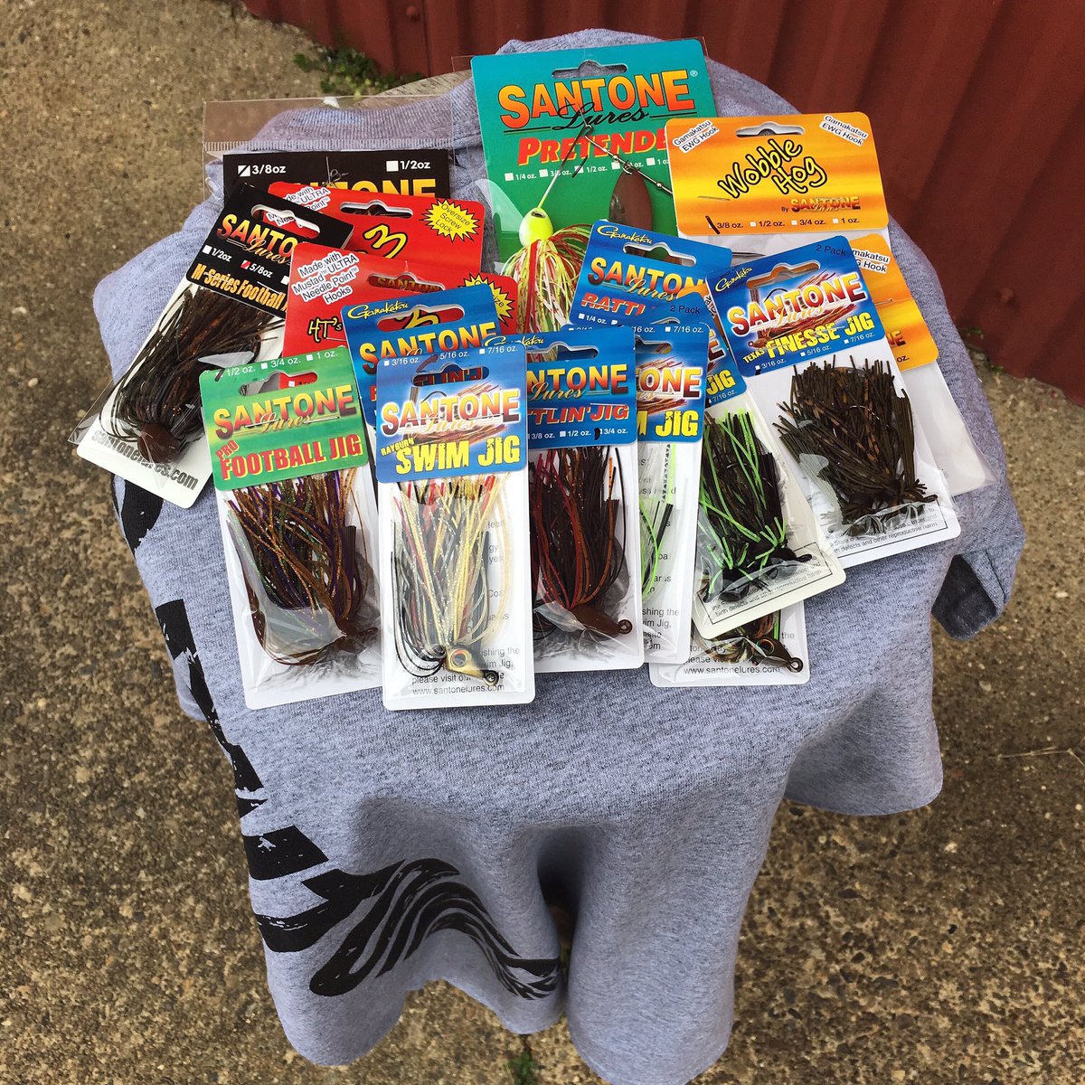 TeamSantone's tweet photo. WEEKLY WEDNESDAY GIVEAWAY! You must RETWEET this tweet and FOLLOW us to enter to win! Ends at midnight tonight! https://t.co/mb1nuIE20w
