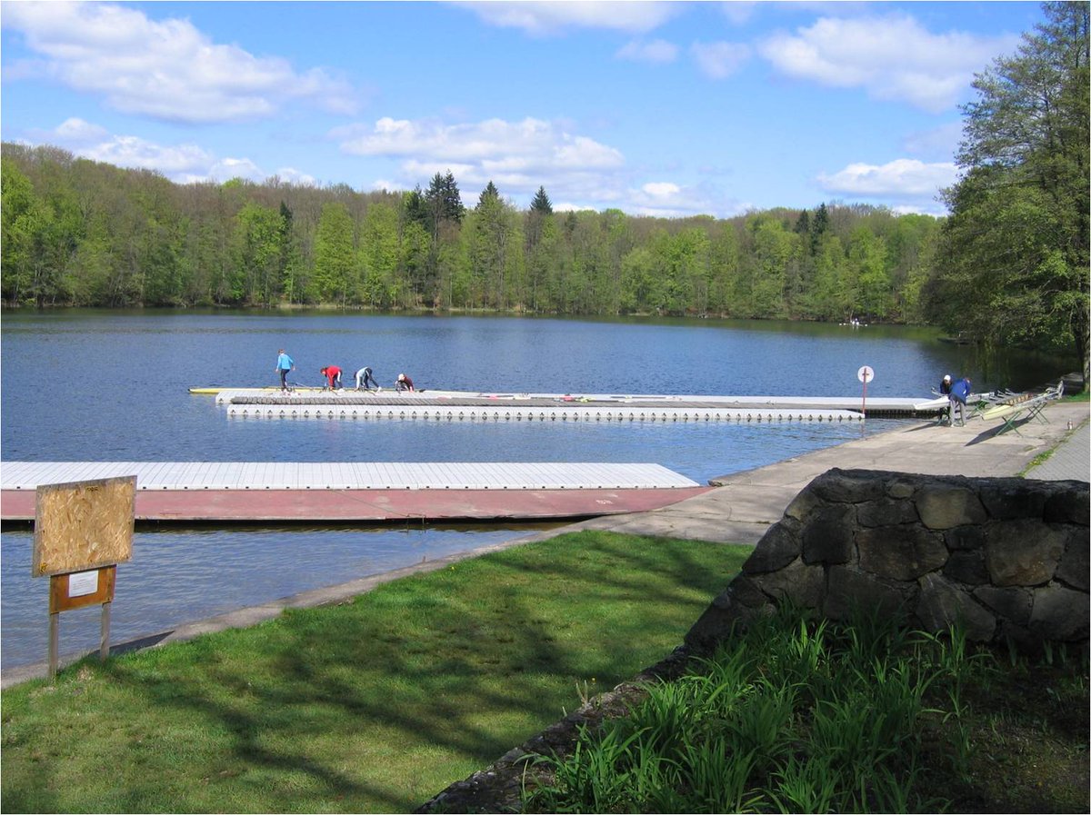 modulardocks's tweet image. Низкая надводная часть обеспечивает удобную посадку/высадку с
вашего судна. Устойчивая к УФ излучению конструкция.